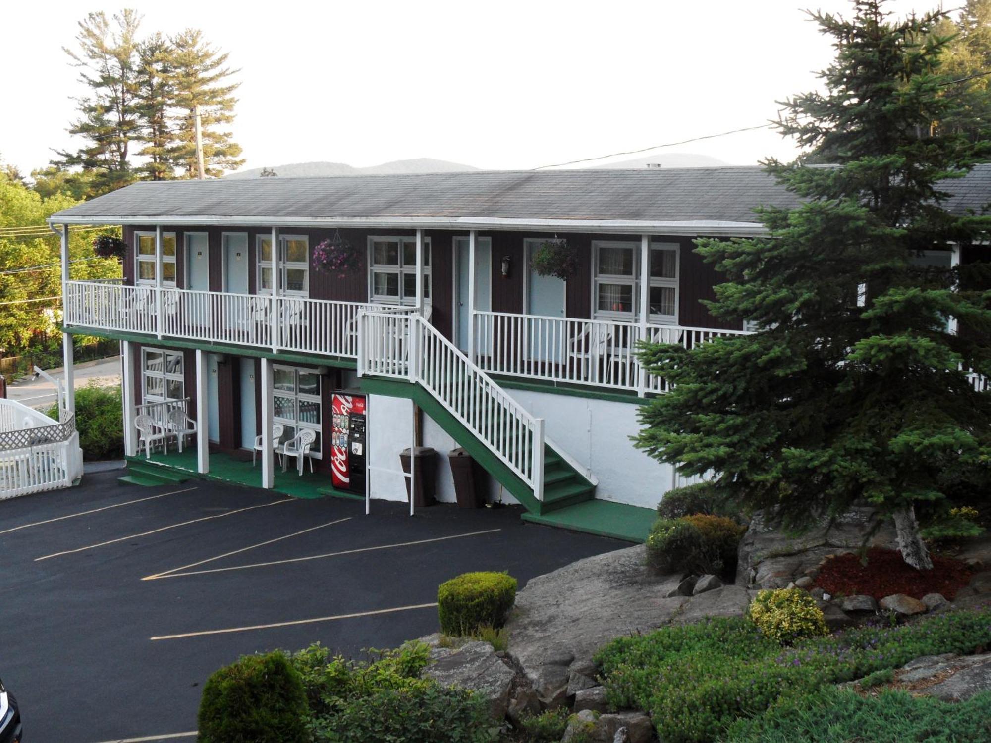 Pinebrook Motel Lake George Exterior photo